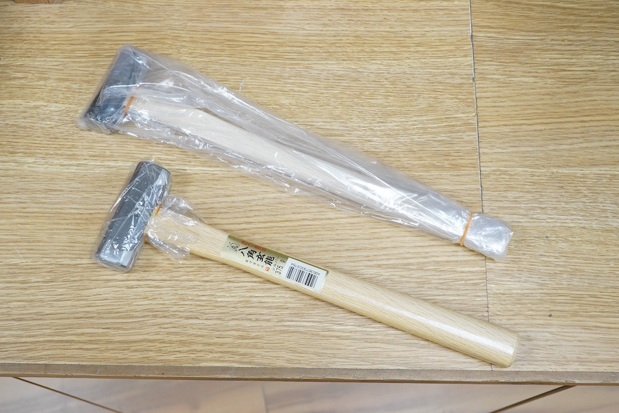 Four sets of Japanese chisels, including a set of six Kote Nomi cranked neck trowel chisels, a set of seven mortise chisels, and two other cabinetmakers sets (22 in total), plus two Japanese hammers/mallets